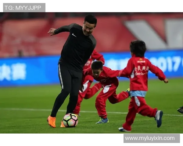 奥斯纳与韦恩的精彩对决揭示了足球战术的深层次博弈与球员的个人魅力